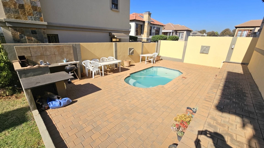 3 Bedroom Property for Sale in Melodie North West